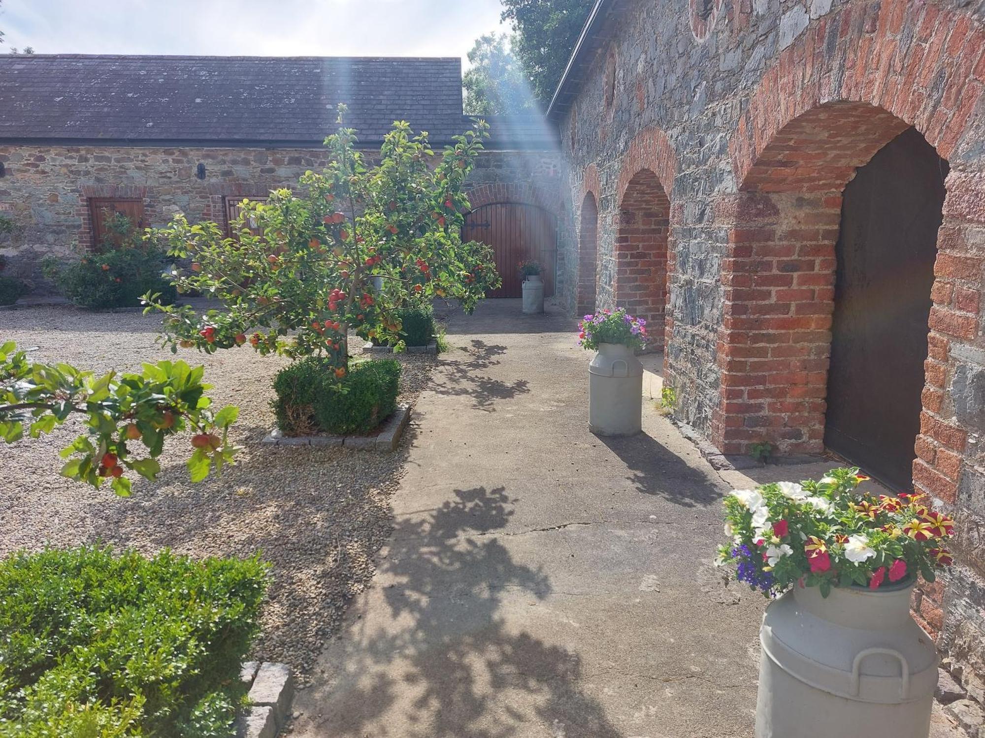 Bellfry At Old Boley Villa Barntown Buitenkant foto